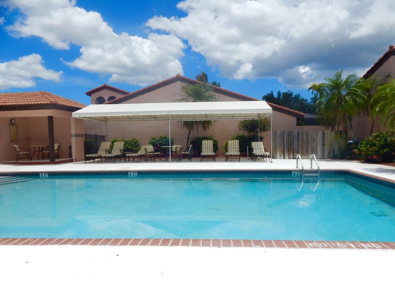 22864 Marbella Cir - Photo 4 of 50