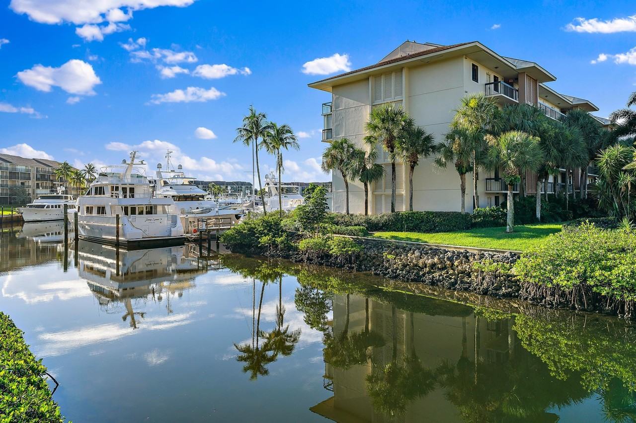 2601 Marina Isle Way #402 - Photo 4 of 50