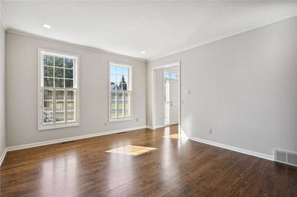 16310 24th Ave N - Photo 5 of 50