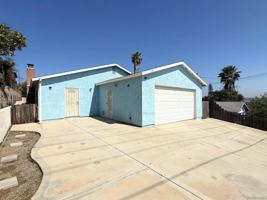featured image of 1121 Grand Ave
