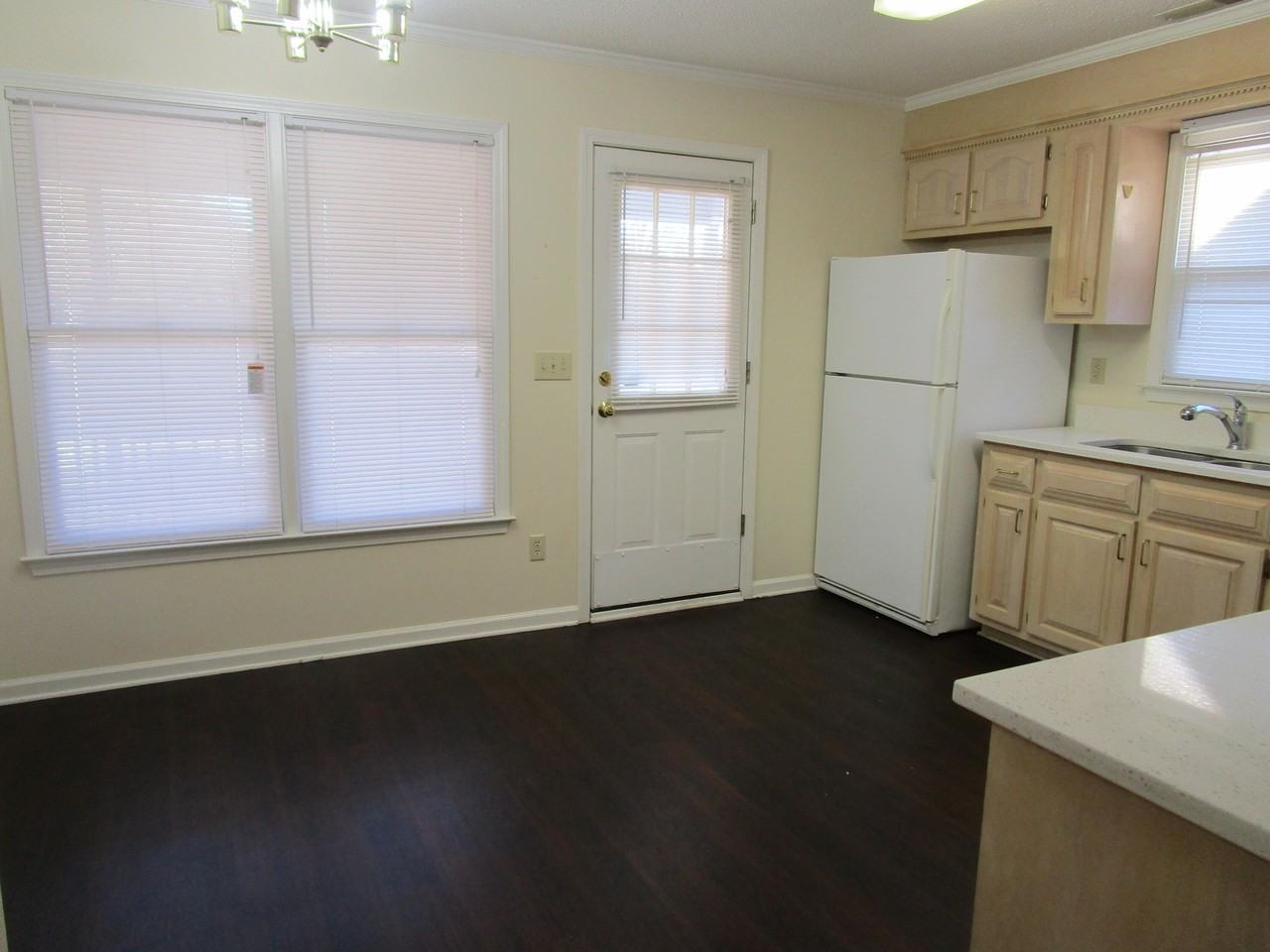 2224 Preot St - Photo 4 of 12
