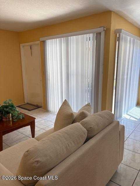 1471 Sheafe Ave Ne #102 - Photo 7 of 20
