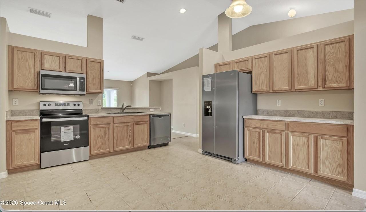 1846 San Filippo Dr Se - Photo 5 of 22