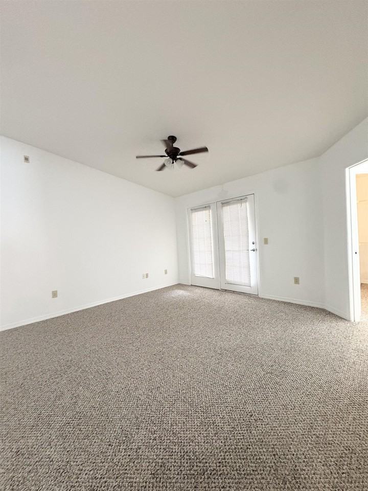 17201 Harbour Vista Cir - Photo 6 of 11
