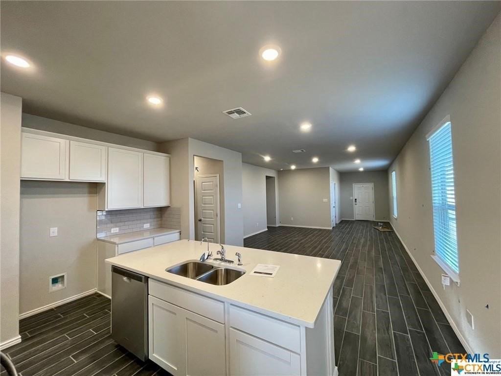 2445 Ayers Dr - Photo 3 of 13