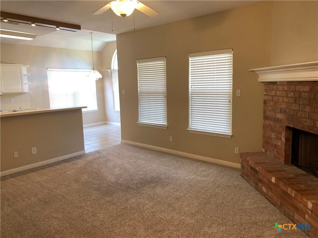 947 River Rock - Photo 4 of 30