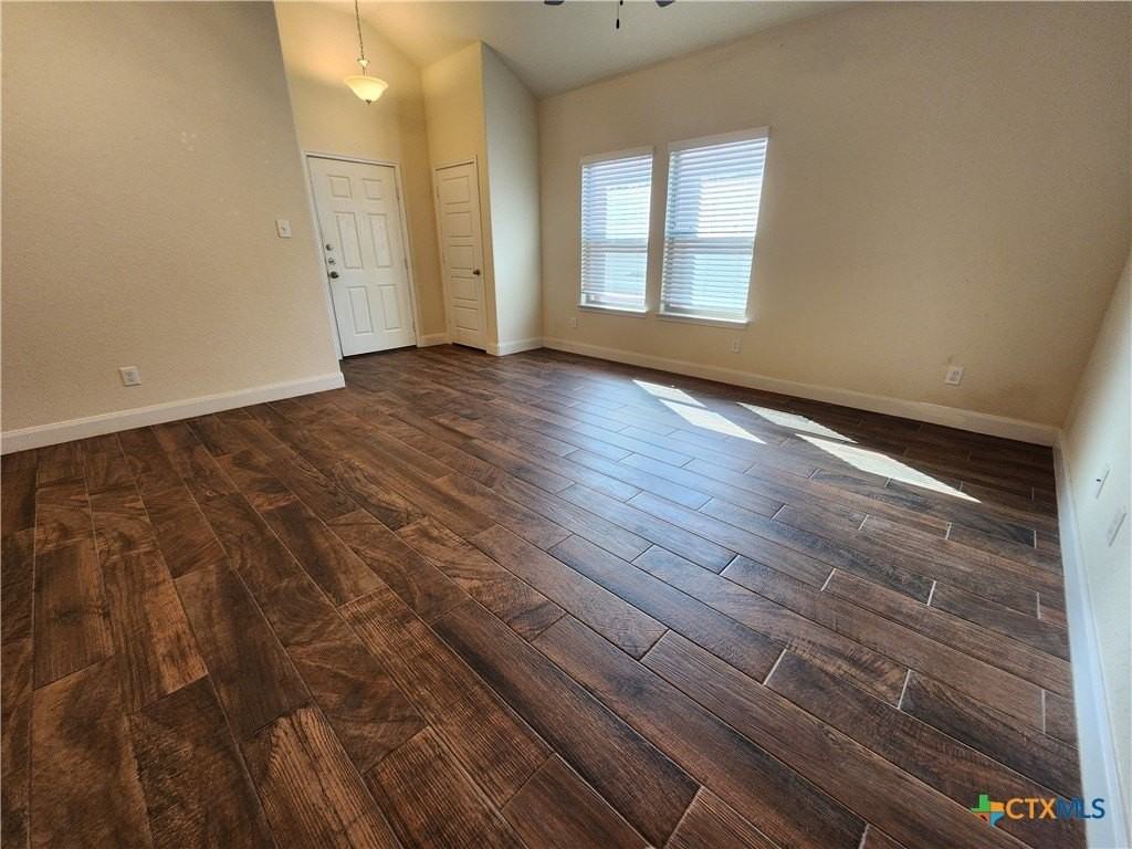 1201 Old Fm 306 - Photo 2 of 28