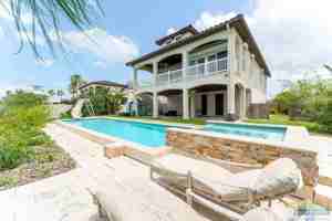 featured image of 133 Oleander Dr