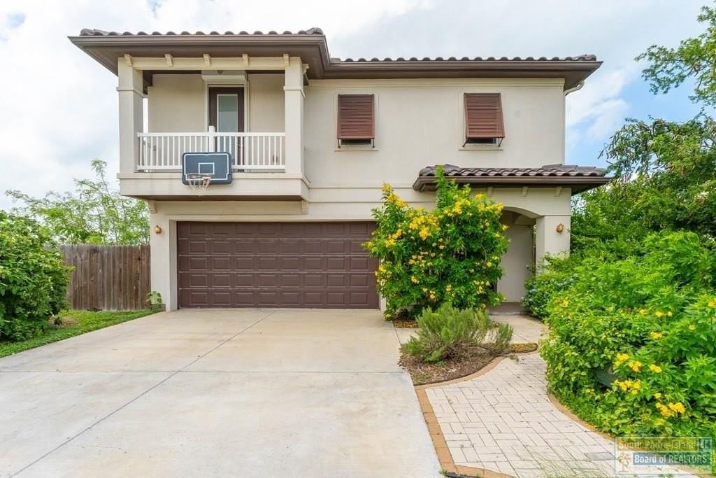133 Oleander Dr - Photo 2 of 50