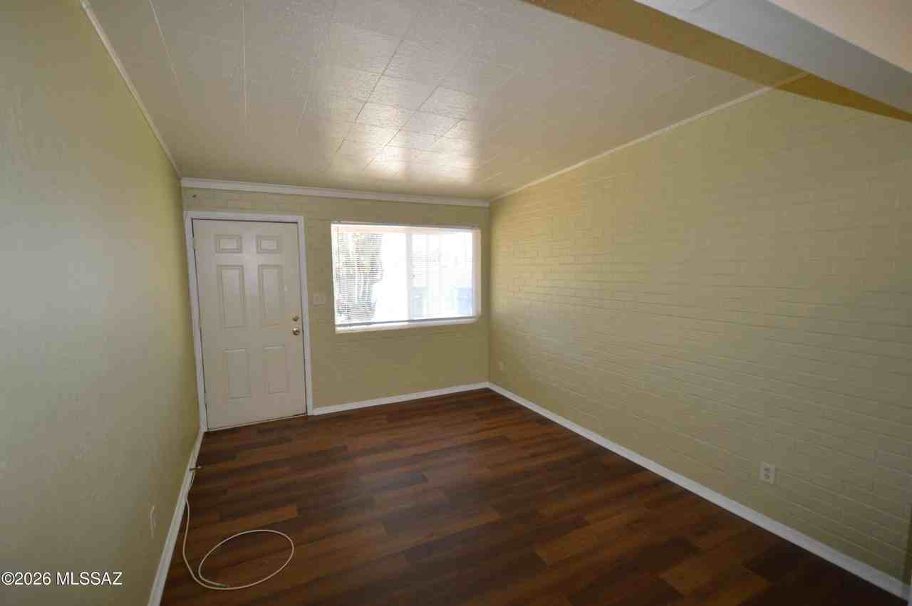 2412 N Bryant Ave #A - Photo 2 of 5