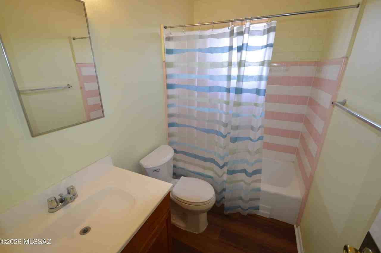 2412 N Bryant Ave #A - Photo 5 of 5