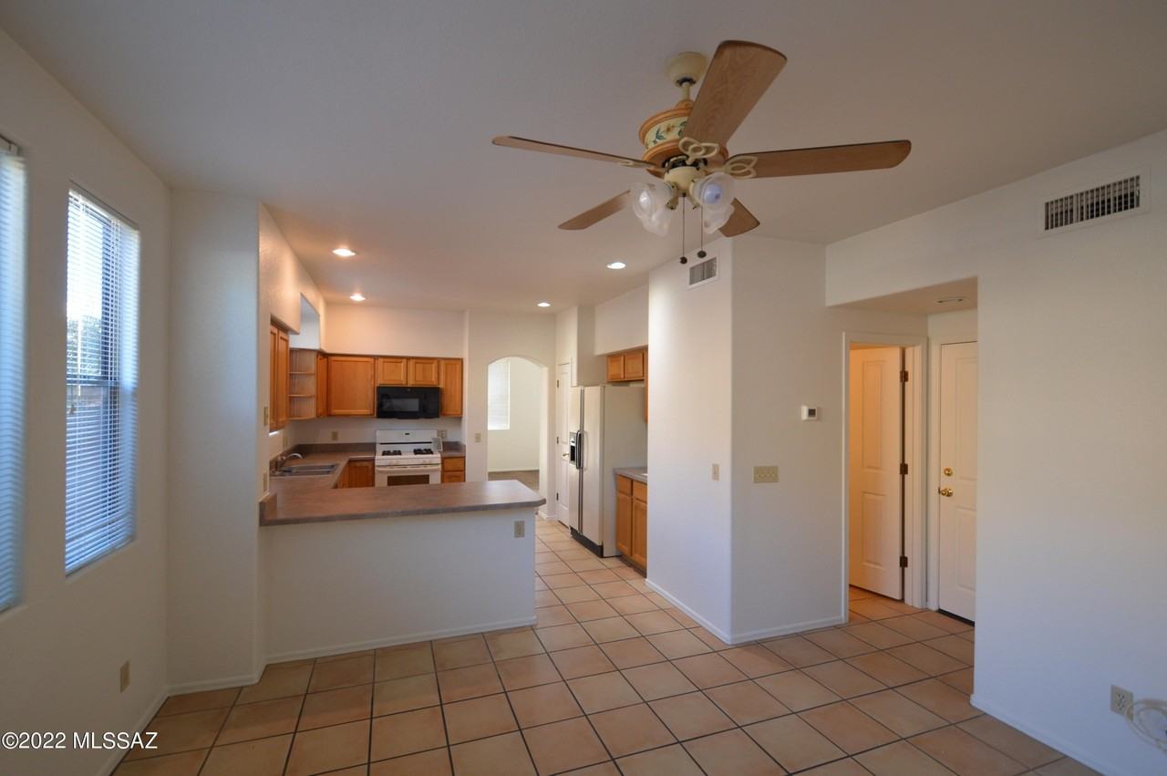 5341 E Timrod St - Photo 6 of 13