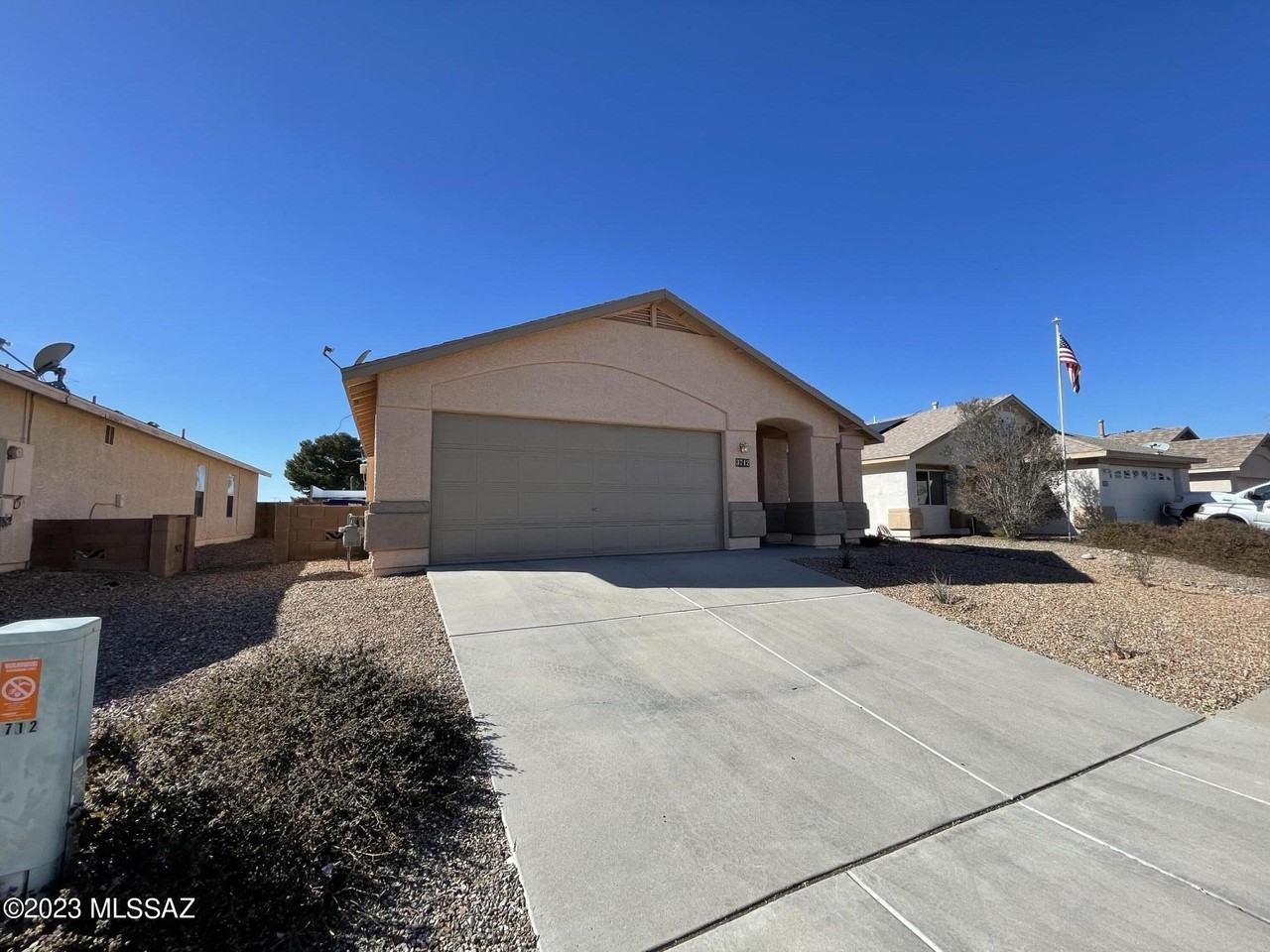 3712 S Fighting Falcon Dr - Photo 6 of 34