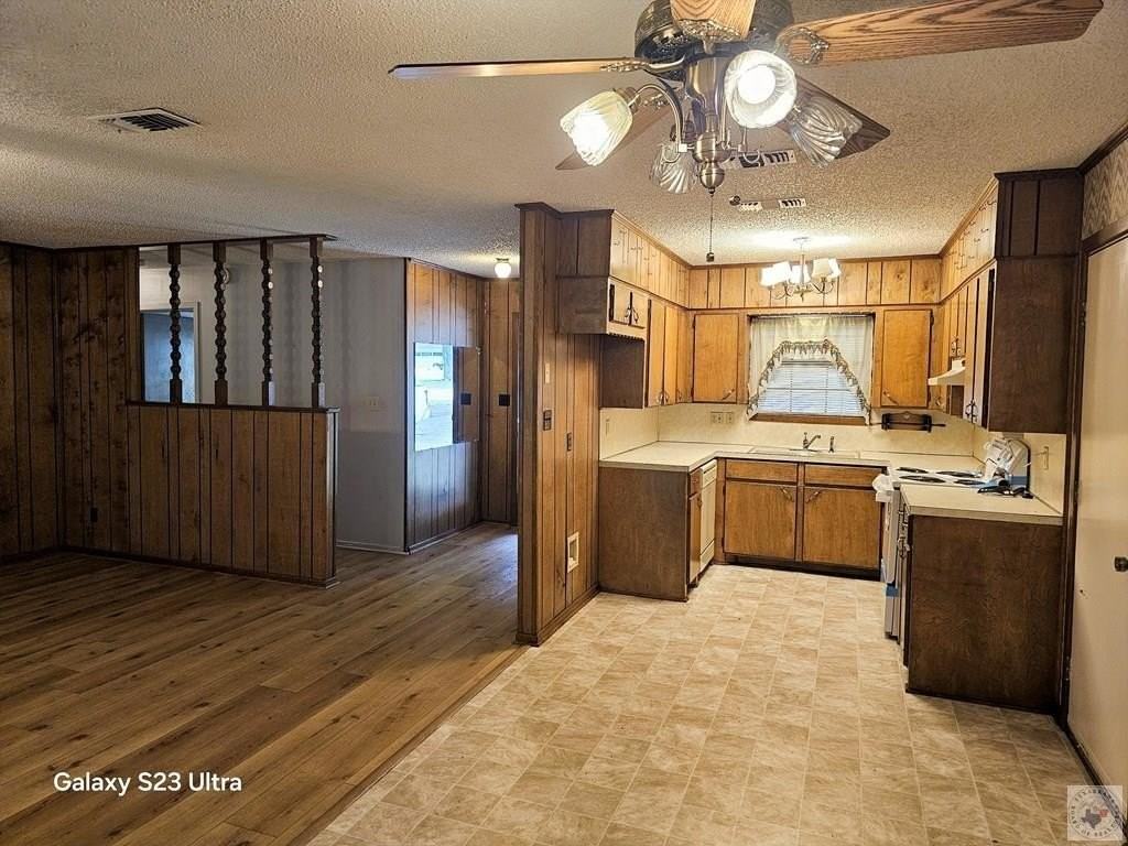 4008 N Park Rd - Photo 3 of 8