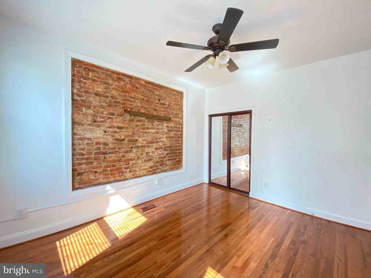 615 Lamont St Nw - Photo 7 of 32