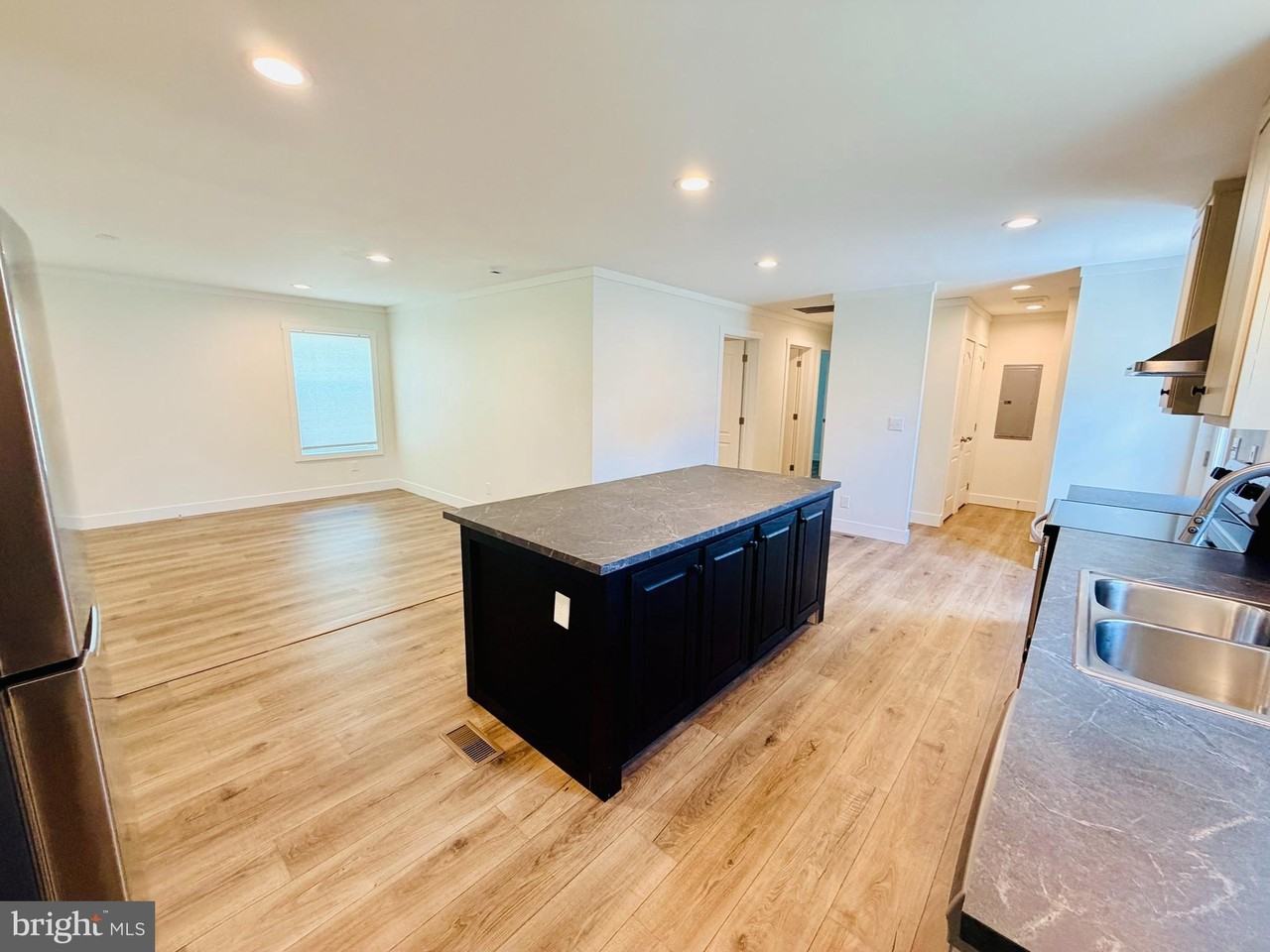 6541 Big Stone Beach Rd - Photo 5 of 21