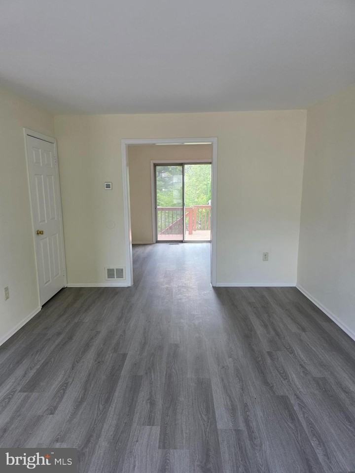 13 Farland Way - Photo 5 of 12
