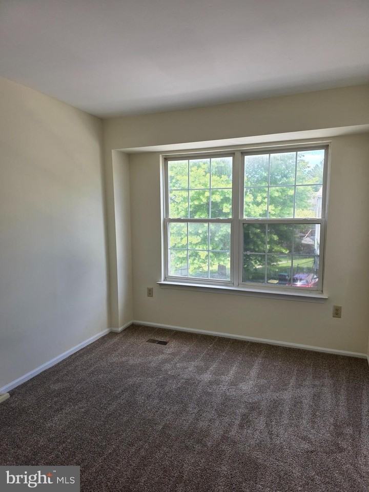 13 Farland Way - Photo 6 of 12