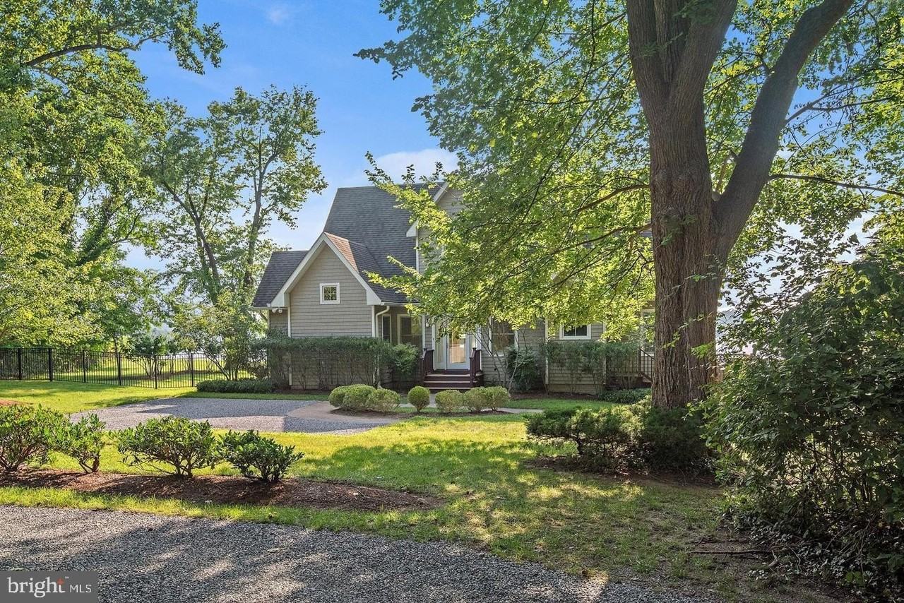 5 Waveland Farms Rd - Photo 4 of 36