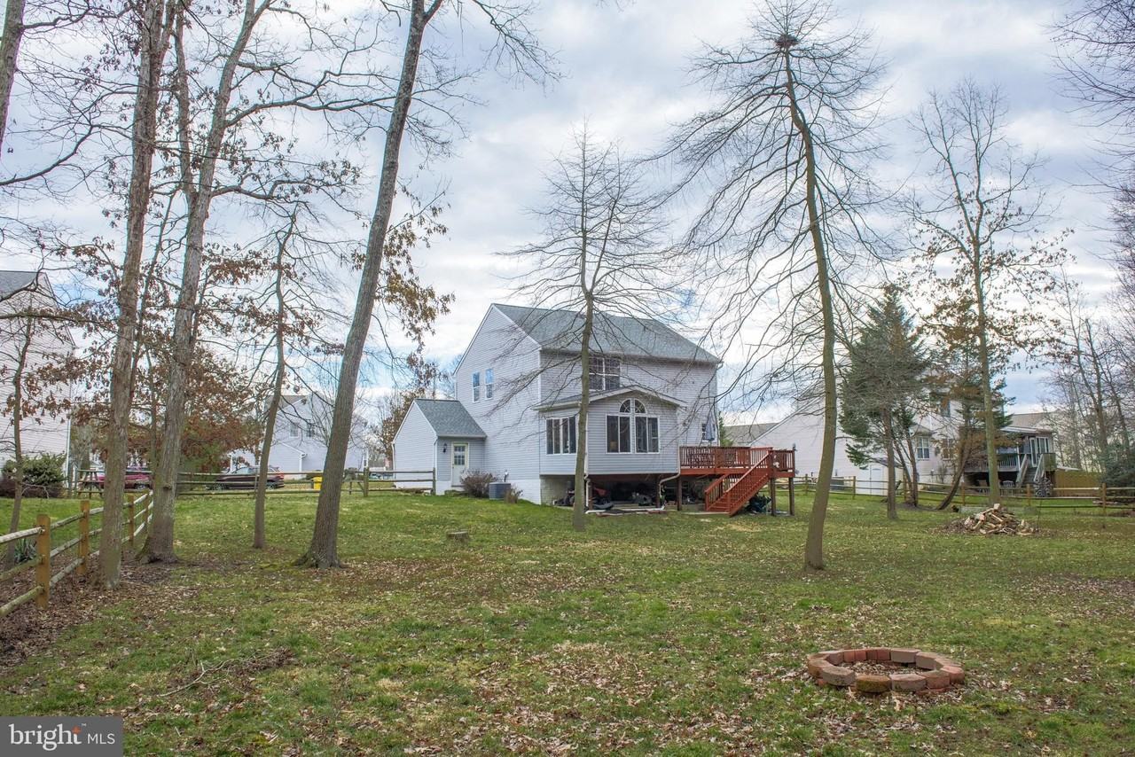 8008 High Oak Rd - Photo 3 of 50