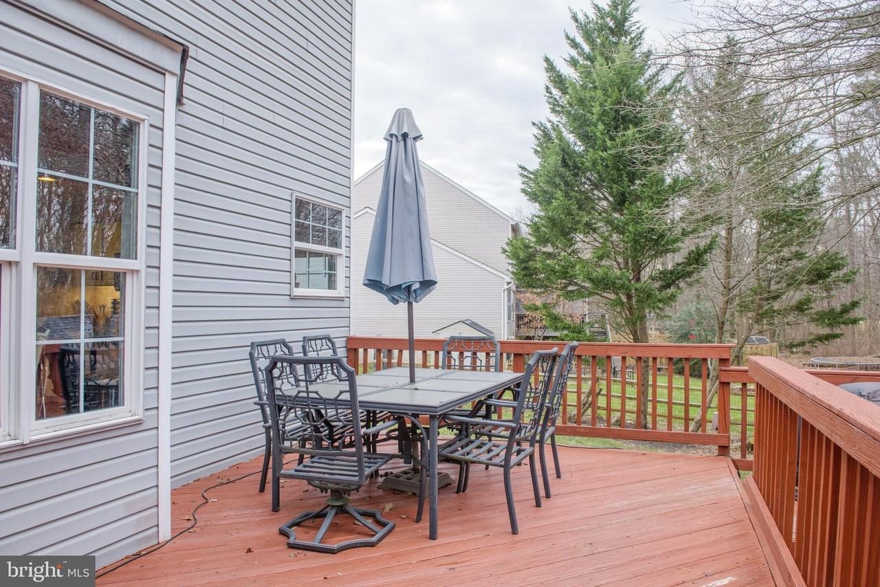 8008 High Oak Rd - Photo 7 of 50