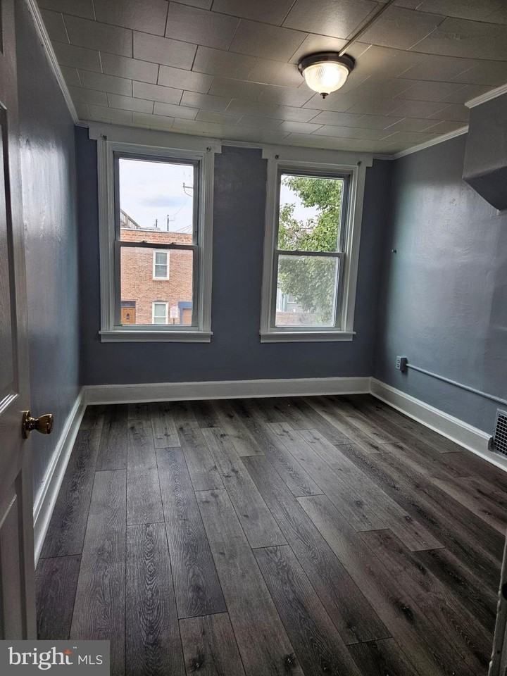 3007 Fait Ave - Photo 7 of 11