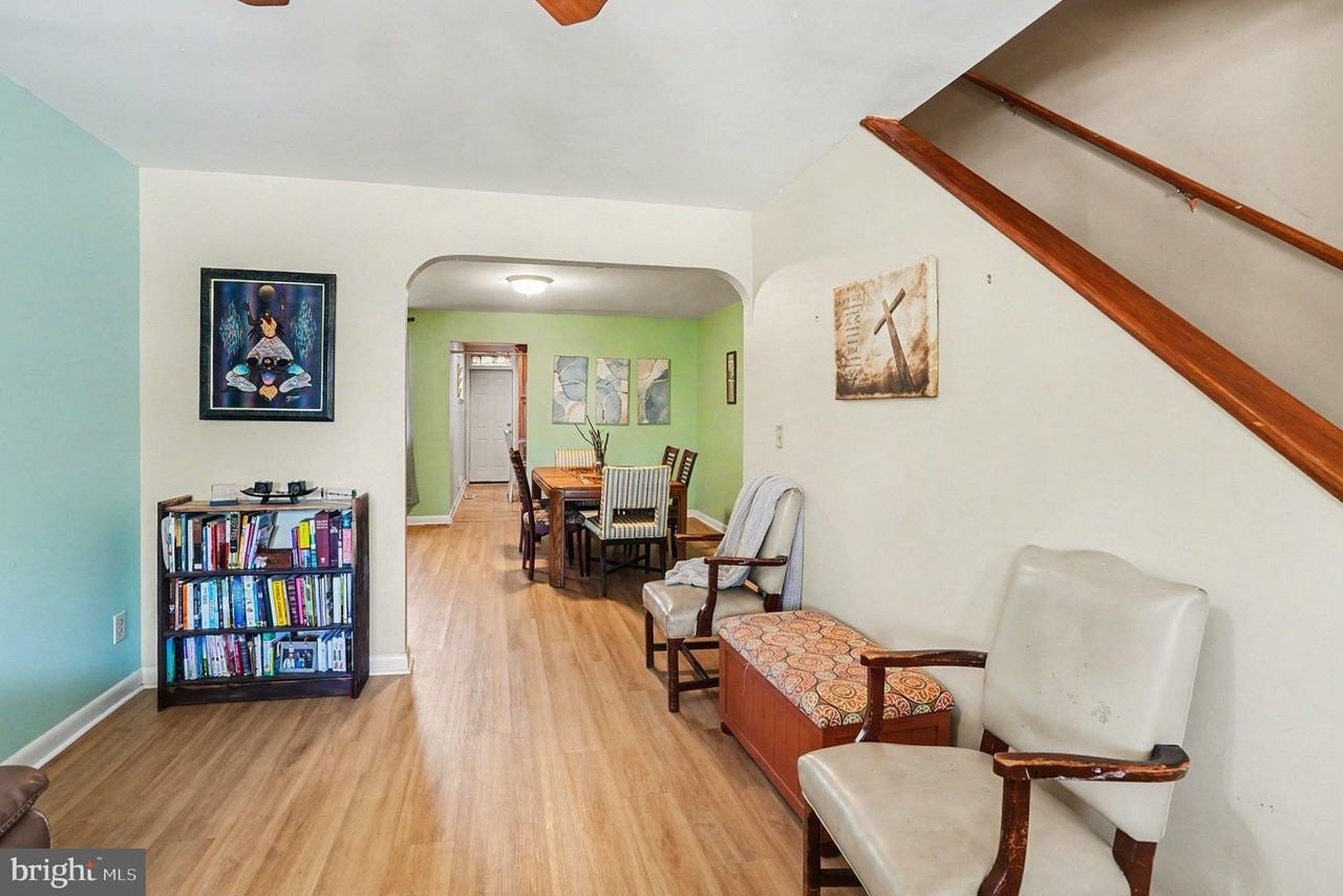 3809 Ellerslie Ave - Photo 4 of 28