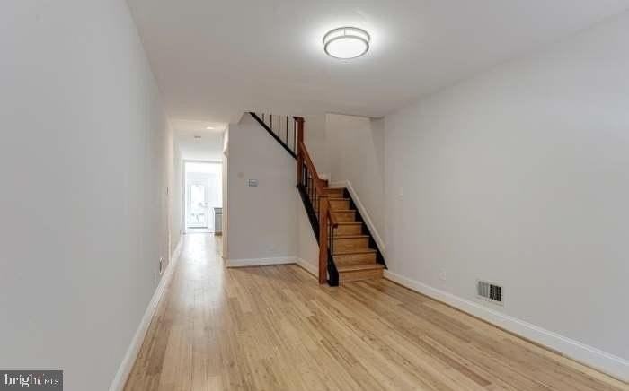 802 Mangold St - Photo 2 of 13