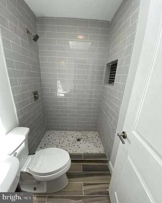 802 Mangold St - Photo 4 of 13