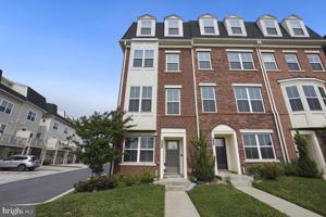 featured image of 635 E Church St