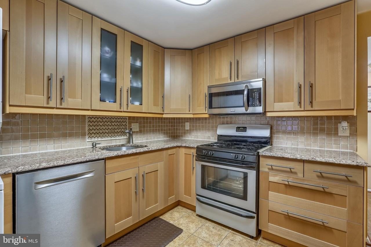 18722 WALKERS CHOICE Road #4 - Photo 3 of 47