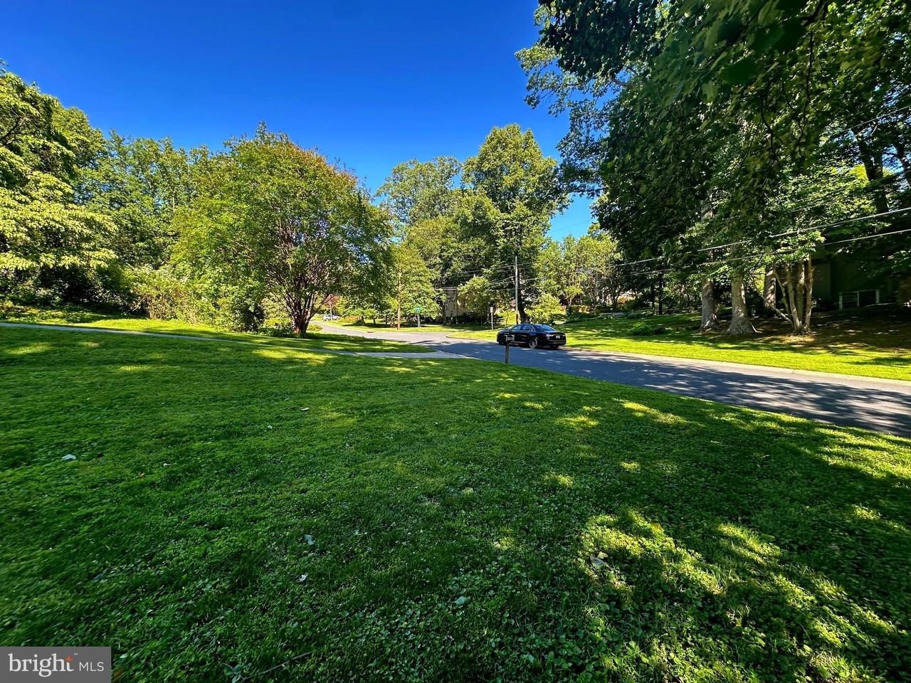 6900 Heatherhill Rd - Photo 4 of 30
