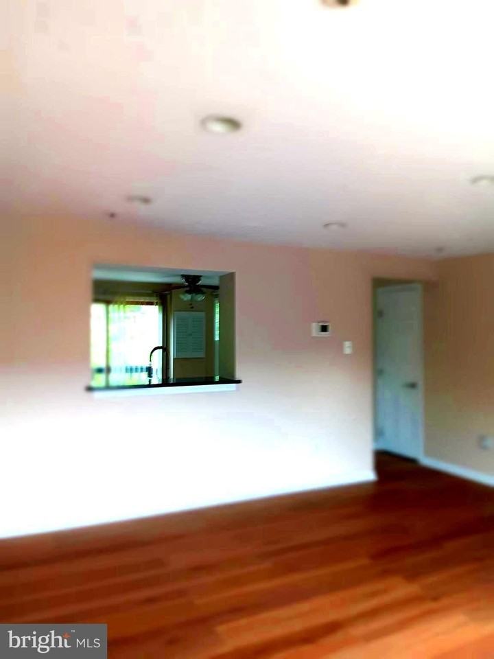 11406 Abbotswood Ct #54-3 - Photo 3 of 14