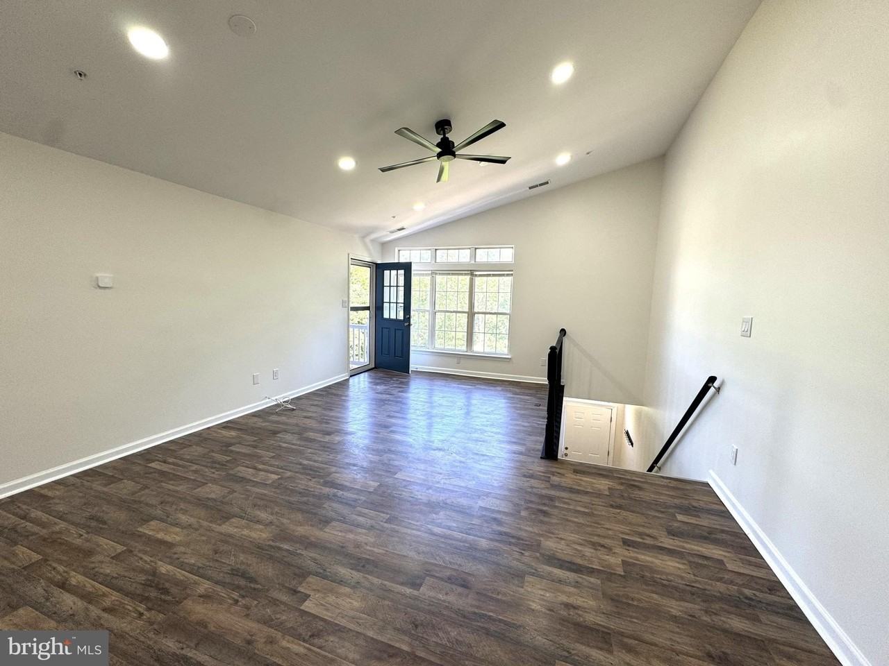8704 Cumbria Ct #C - Photo 3 of 33