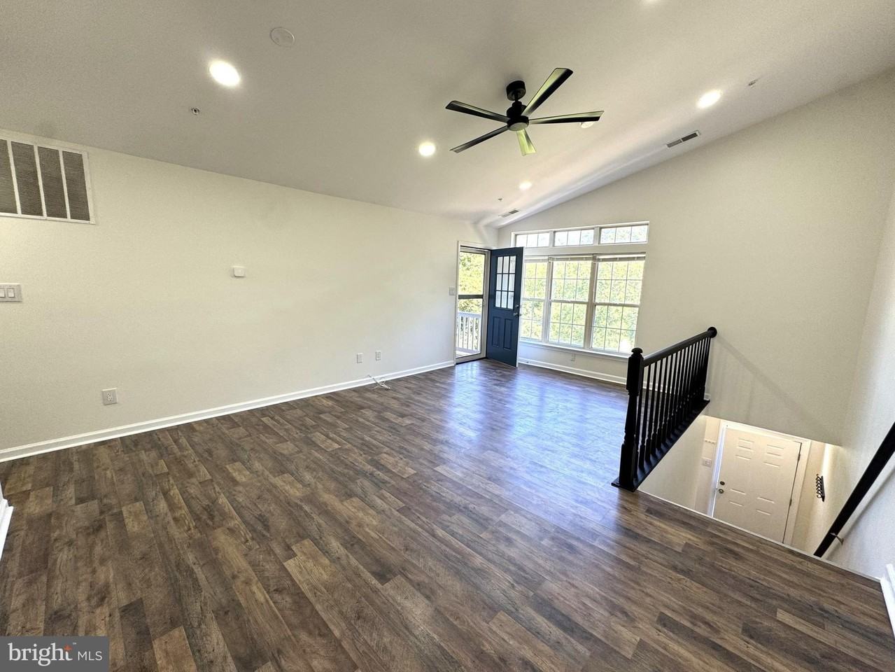 8704 Cumbria Ct #C - Photo 5 of 33