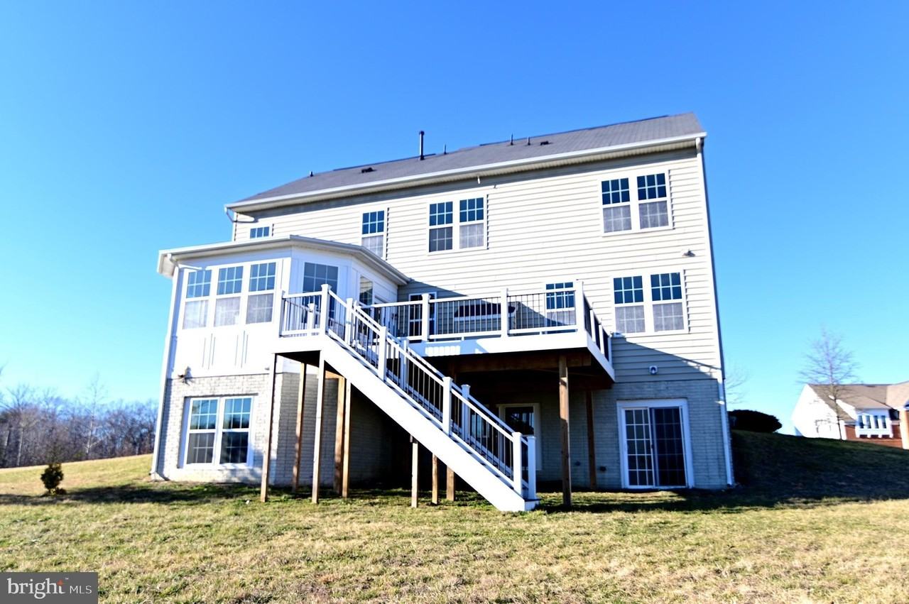 7001 Chaptico Ct - Photo 4 of 50