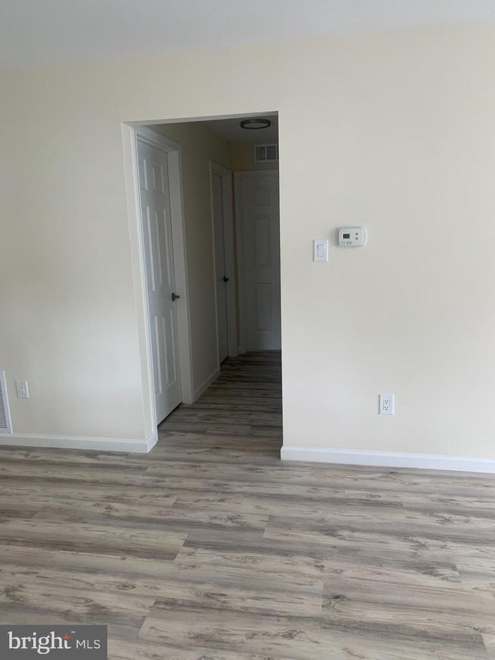 442A Thornwood Dr - Photo 3 of 17