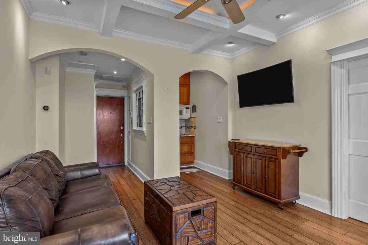 2135 Walnut St #1202 - Photo 3 of 36