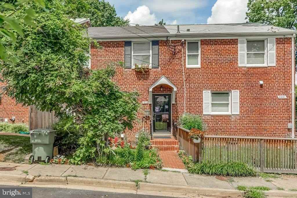 260 Burgess Ave - Photo 2 of 31