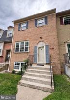 9710 Lakepointe Dr - Photo 1 of 1