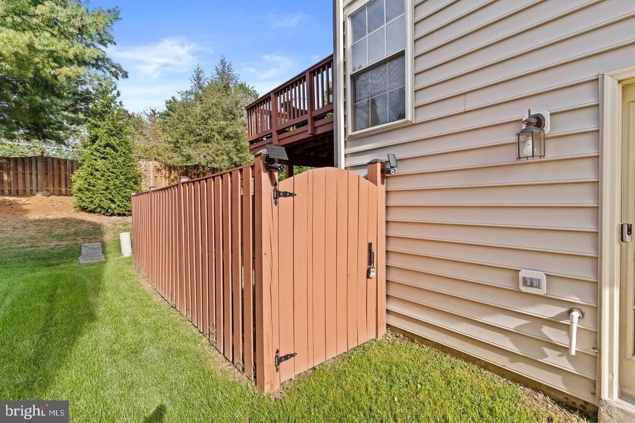 4619 Deerwatch Dr - Photo 4 of 32