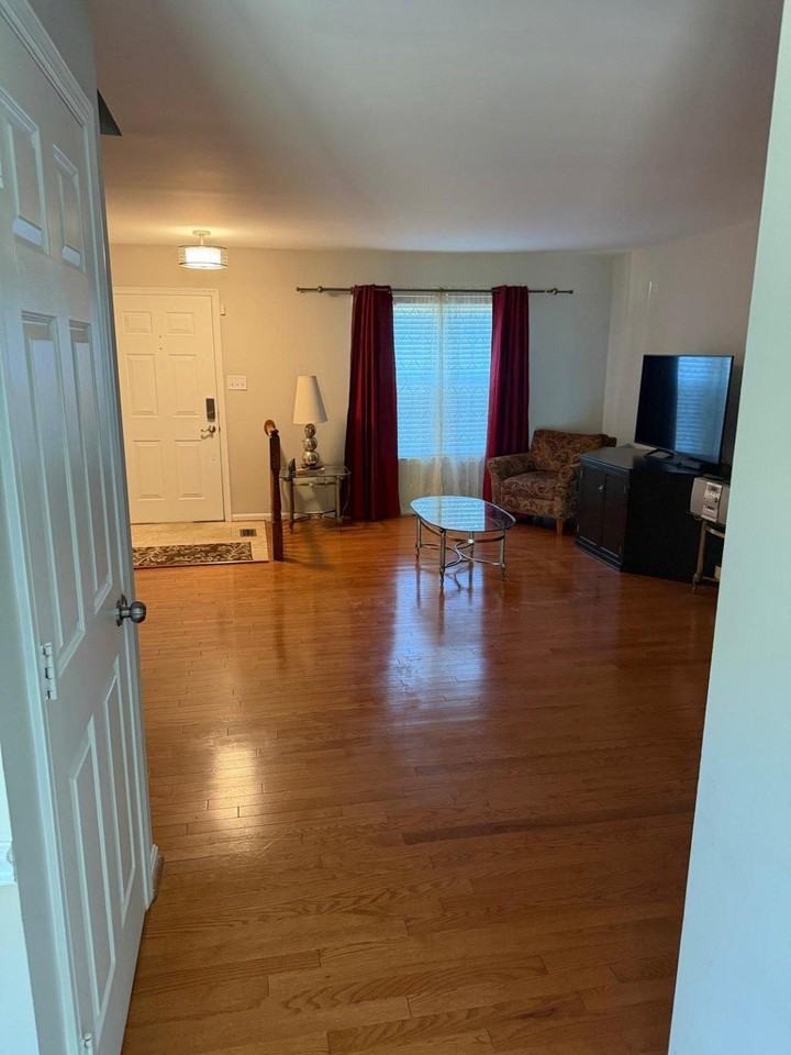 111 Connery Ter Sw - Photo 5 of 21