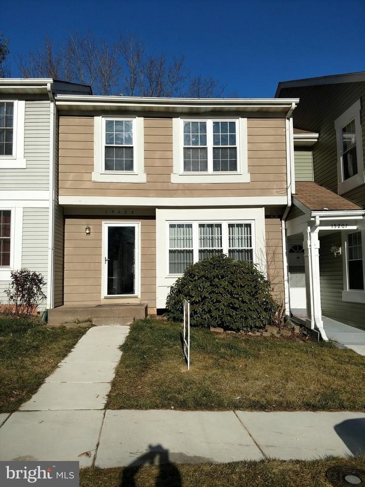 15205 Streamside Ct - Photo 2 of 50