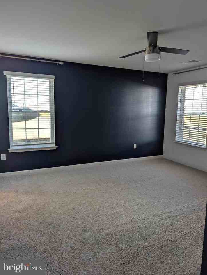 63 Orpington Dr - Photo 4 of 12