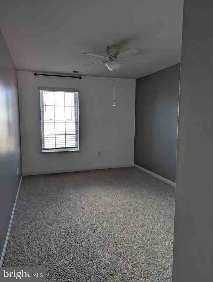 63 Orpington Dr - Photo 7 of 12