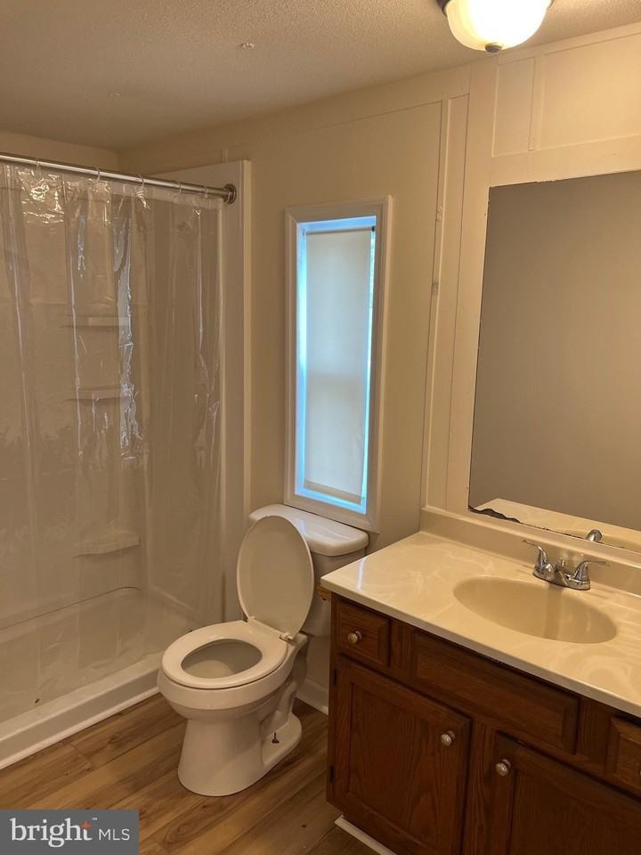 122 Dugan Ct - Photo 7 of 12