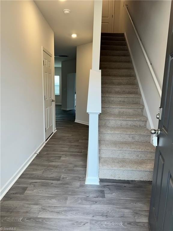 1351 Amberview Ln - Photo 3 of 47