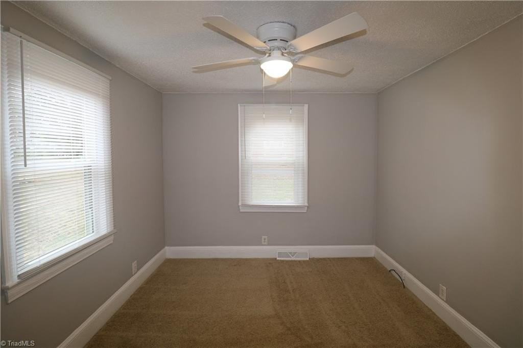130 Court St - Photo 7 of 16