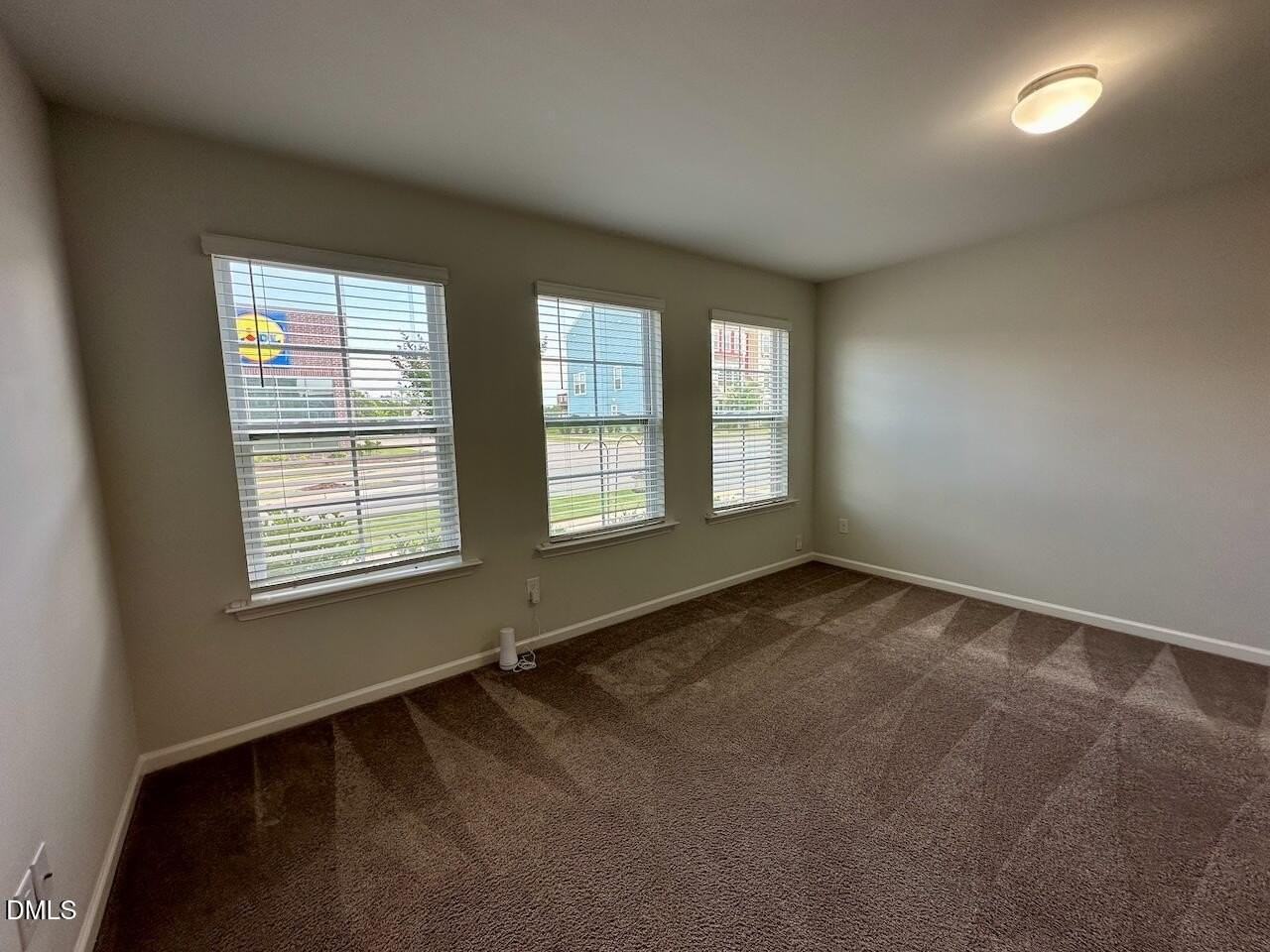 653 Grand Central Sta - Photo 5 of 28