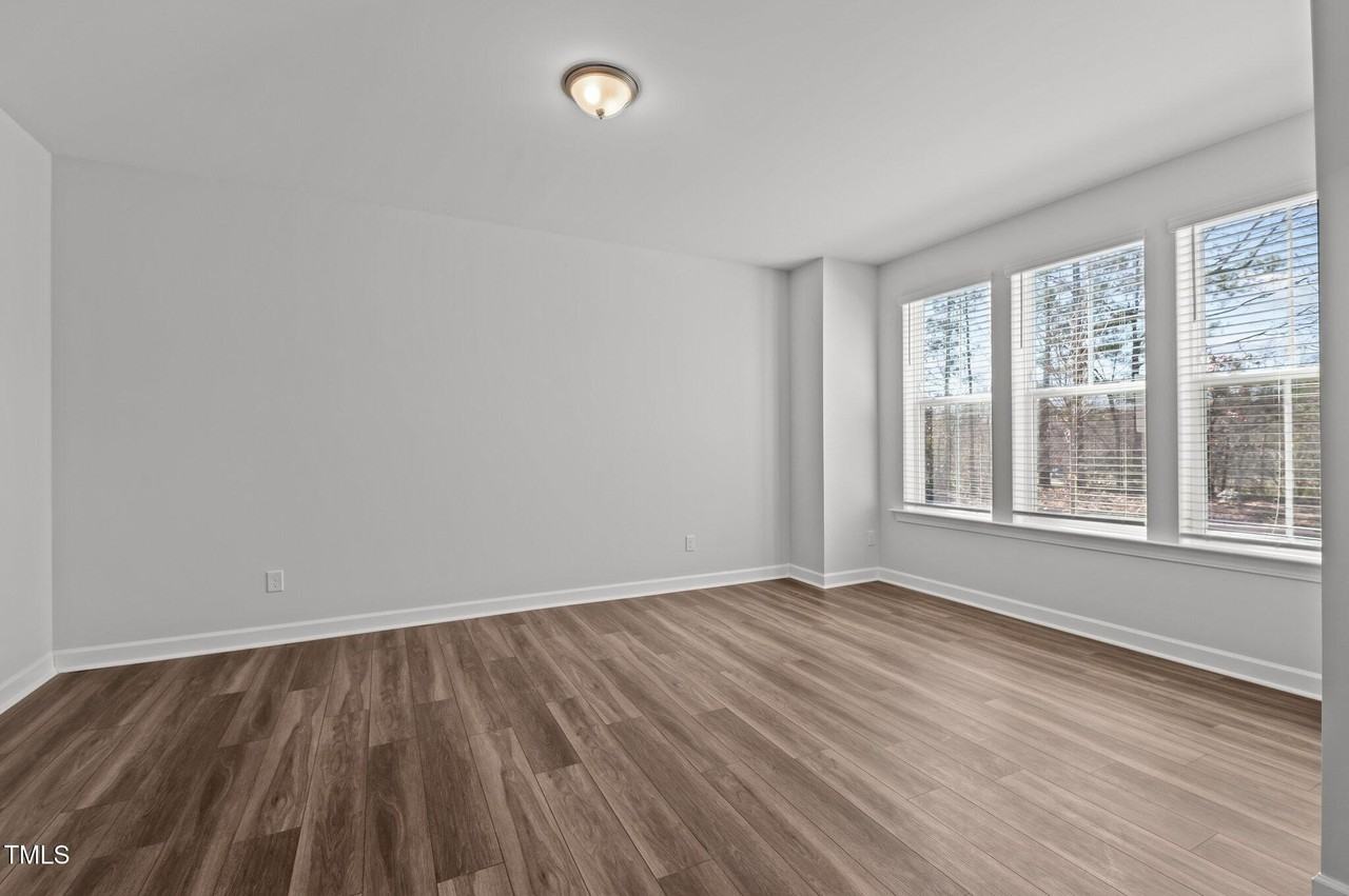 983 Parkstone Towne Blvd - Photo 6 of 40